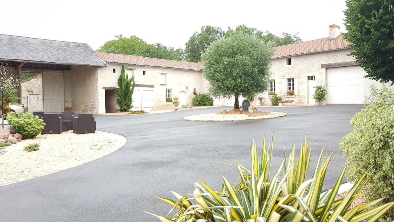 Holiday home La Maison D'alida Nueil-sous-Faye